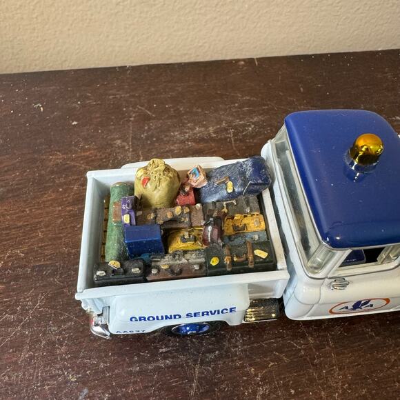 Matchbox Collectibles YIS04-M 1955 Chevy Pick up Truck American Airlines Diecast - Picture 6 of 11